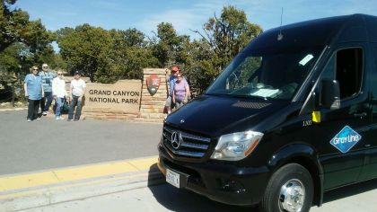 Want The Best Tour? 5 Reasons To Get On The Bus