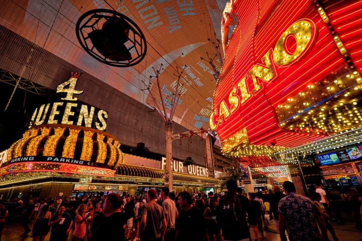 10 Unmissable Things To Do In Las Vegas At Night - Bounce